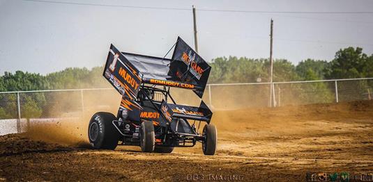 Blaney Battles for Fourth-Place Finish during Freedom 40 at Atomic Speedway