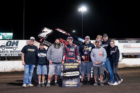 Henderson and Sandvig Cap Championship Season at Huset's Speedway With Win