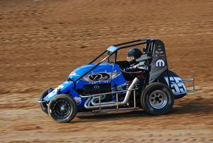 Taylor Ferns Back on Track at Angell Park Speedway for the Pepsi Midget Nationals