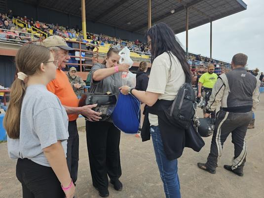 Support for Easton Winling, unpredictable finishes highlight O’Reilly Auto Parts Night at Escanaba Motor Speedway