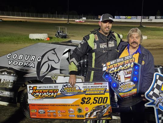 Jesse Williamson Wins Modified Clash, Rob Lindsey wins Salute to Indy, Kevin Williamson Victorious!