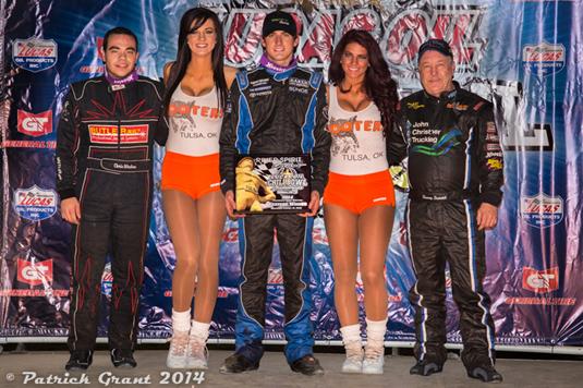Armstrong holds off Swindell for Chili Bowl Prelim Victory