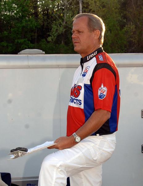 Estes to Step Down from ASCS Post