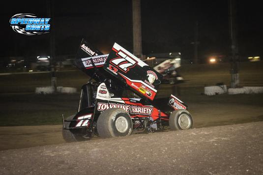 Hill Moves Forward in Each Race During Warm-Up for Canadian Sprint Car Nationals