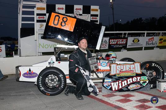 Doyle Drives to First Win of 2021 Season with Hawk Chassis 350 Supermodified
