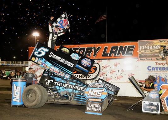 Bayston Battles for World of Outlaws Win During Ace Ready Mix/Myrl & Roy’s Presents the World of Outlaws Feature at Huset’s Speedway