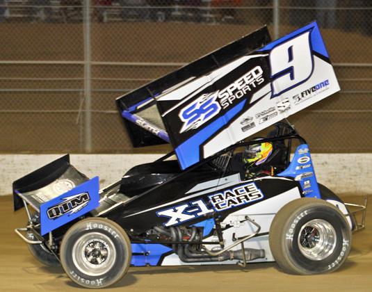 Smith Locks into First Two Features of Winter Heat Sprint Car Showdown