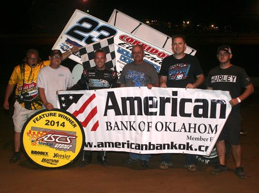 Seth Bergman Unfazed by Wing Damage at West Siloam