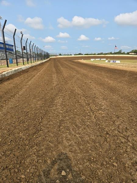 Track is on POINT for Xtreme Outlaw Midget, OCRS Sprints and Dwarfs