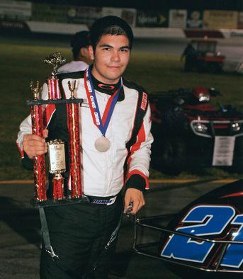 RAMOS SETS AMBITIOUS USAC PAVEMENT SPRINT CAR PLANS FOR 2011