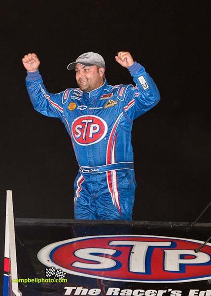 Schatz Crowned at the World of Outlaws Sprint Car Series Banquet on Sunday
