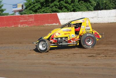 Tracy Hines Finishes on the Podium at Terre Haute with the Amsoil USAC National Sprint Car Series