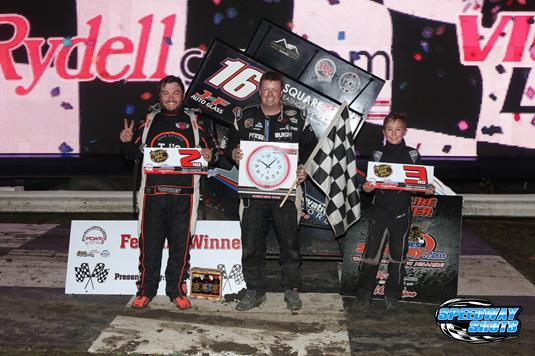 Mike Neau Wins POWRi Lightning Sprint Nationals Night Two at River Cities Speedway