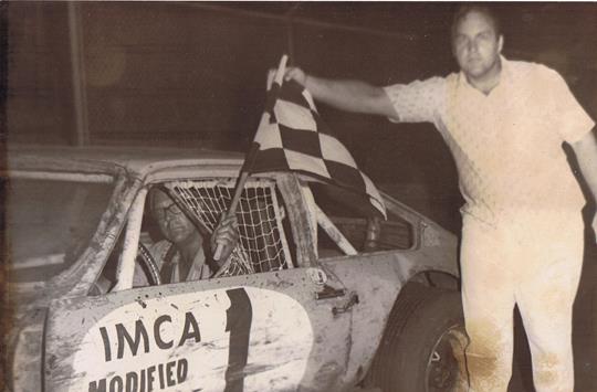 Benton Co. Speedway to celebrate IMCA Modified  anniversary with $4,300 to win Memorial Day show