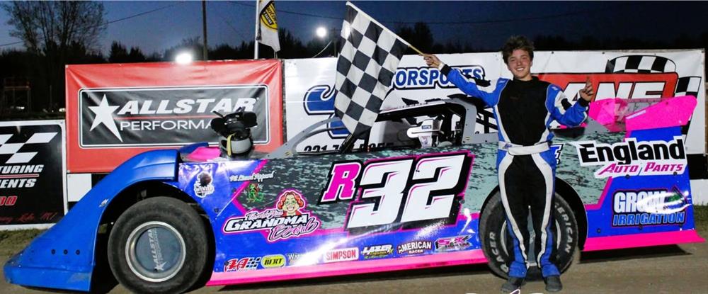 Beebe Wins at Thunderbird