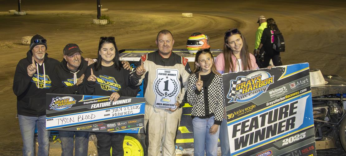 Tyson Blood gets 3rd Grays Harbor Modified Win of...