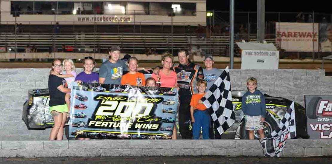 Smith drives to IMCA Stock Car win #200