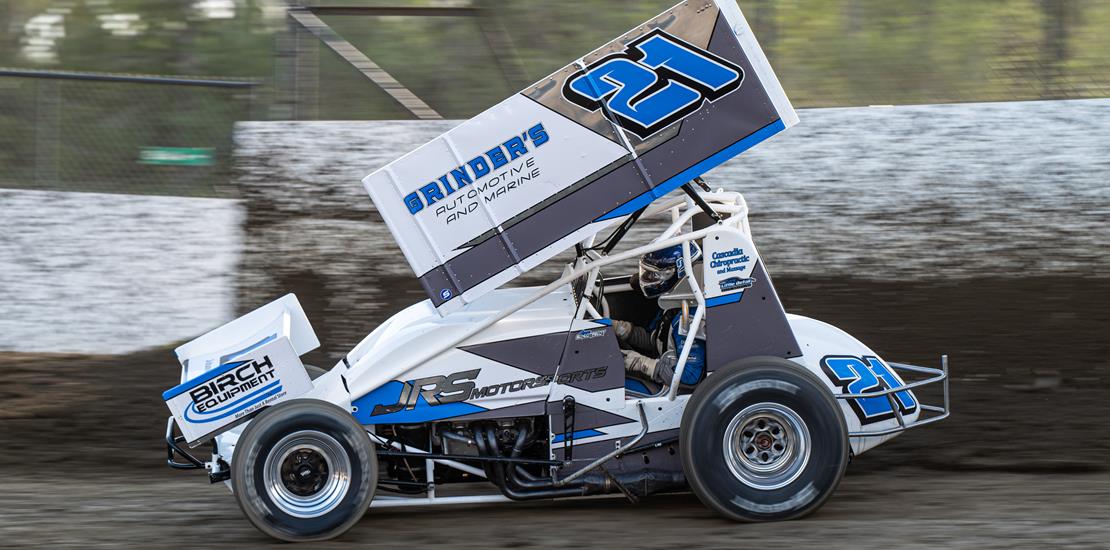 SCHLOTFELDT TOPS IN FRONT OF PACKED HOUSE AT SKAGI...