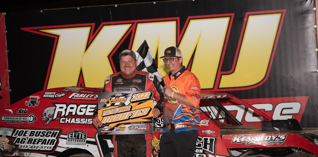 Logue Logs First Career Modified Win at the Marsha...