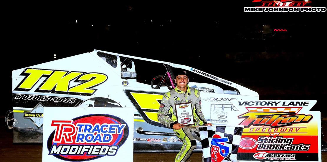 Kyle Devendorf Battles to First Ever Fulton Speedw...