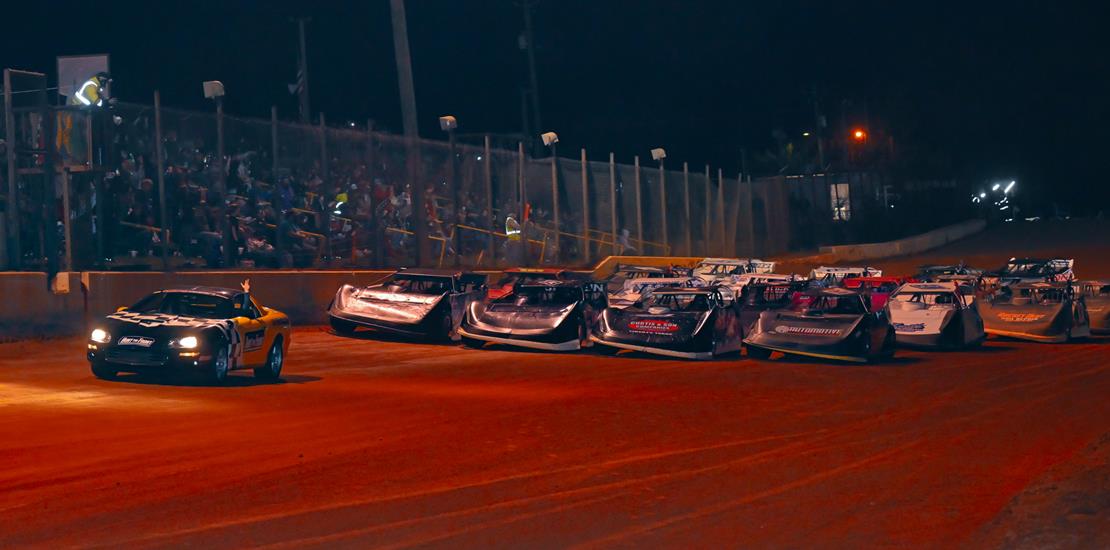 Southern Raceway hosts Southern Thunder Super Dirt...