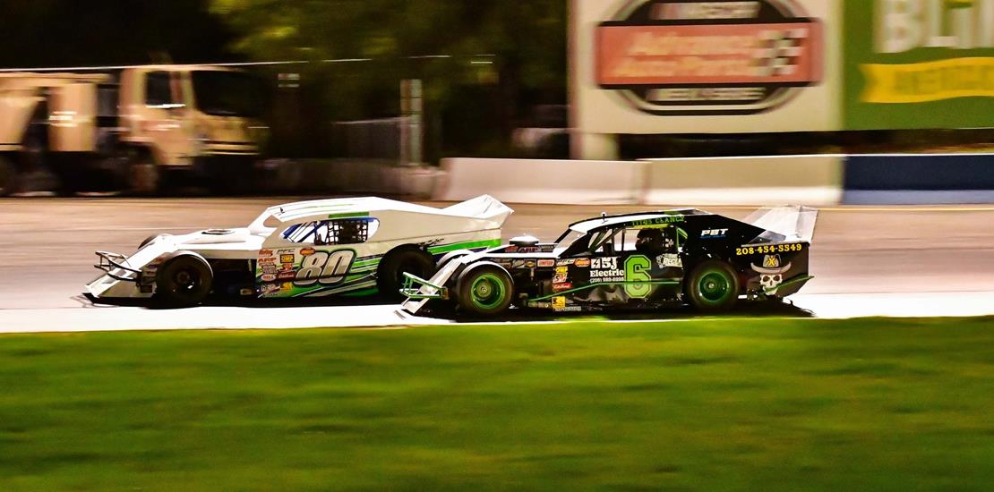 Strikwerda, Clancy Duel for NASCAR Modified Finale