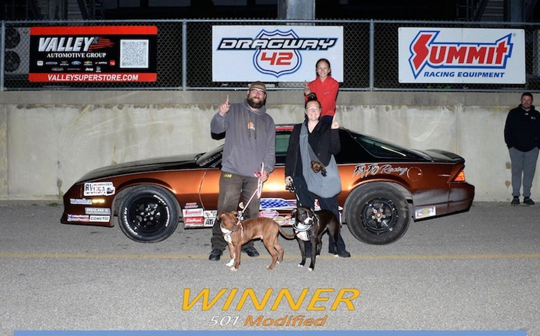 Adkins sweep highlights IHRA season opener at Drag...