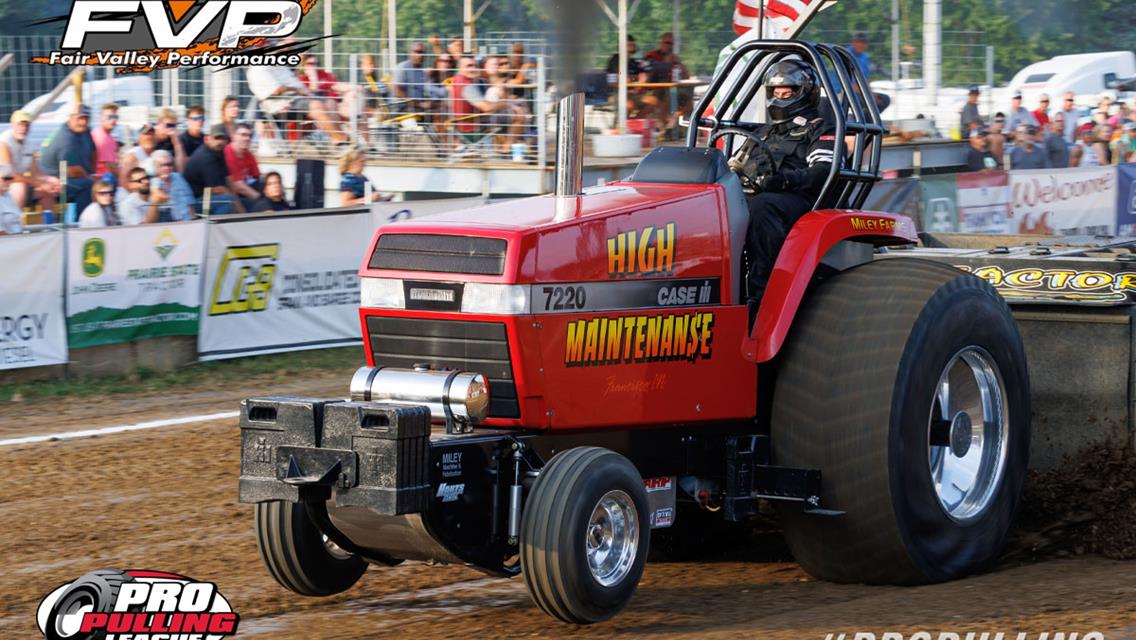 Miley Maintains Championship Form, Clinching Fourth Straight Super Farm Tractor Title, Presented by Fair Valley Performance