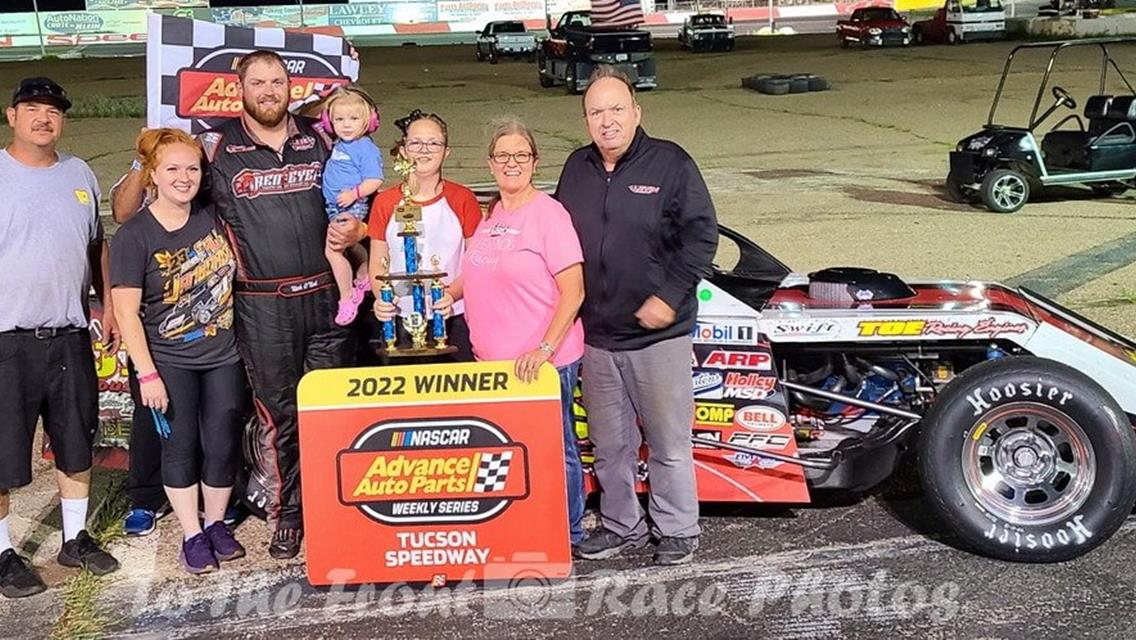 Nick O&#39;Neil sweeps double features at Tucson Speedway