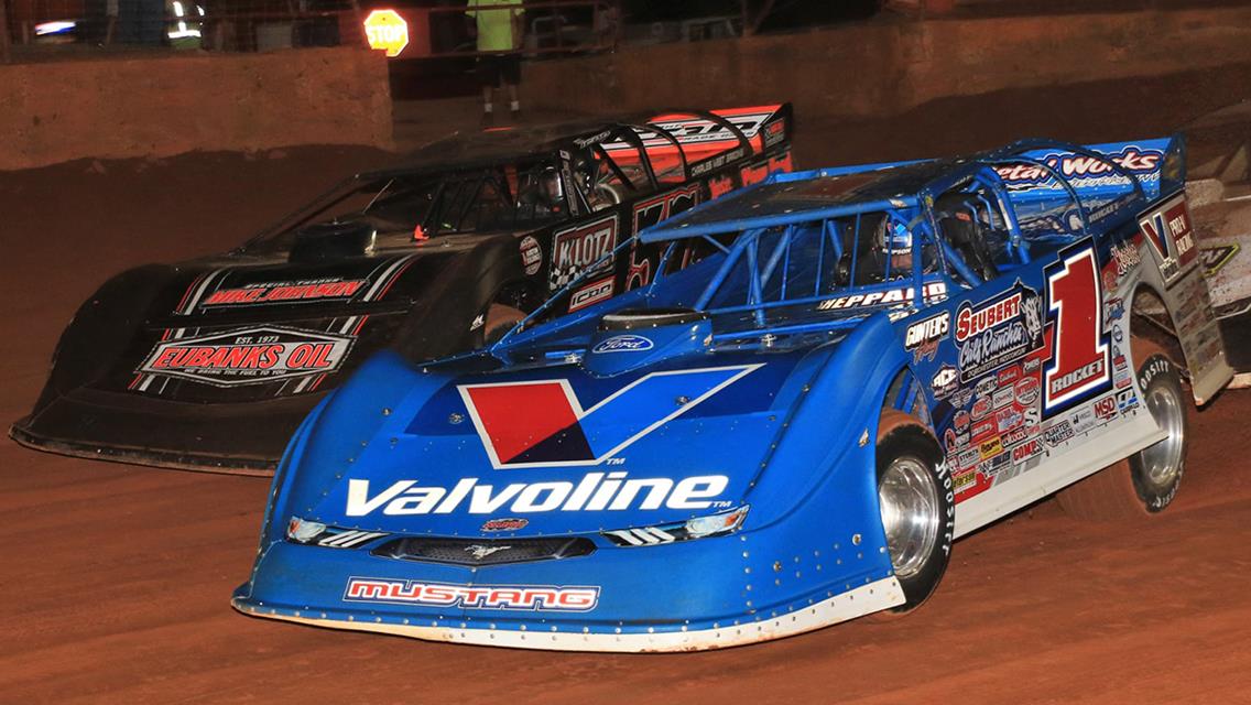 Sheppard Lands Top-5 in World of Outlaws Stop at Lancaster