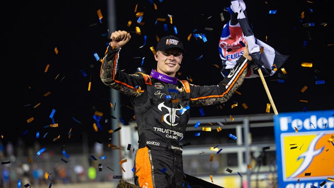 Spencer Bayston wins breaks through with World of Outlaws at I-55