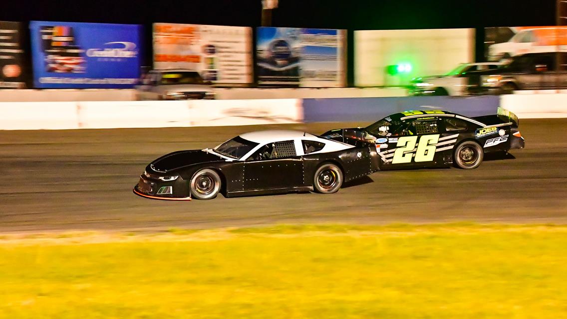 Gomez Storms to Super Late Model Victory