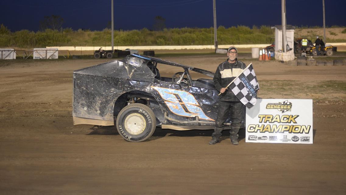 The Dirt Track at Genesee Wraps Up 2025 Season With Champions Crowned