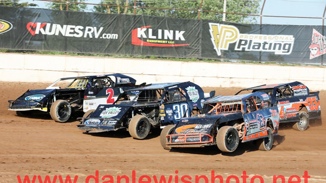 Schmidt, Woods, Stedjee, Vanderloop, Van Straten, and Kaufert Nab Independence Day Checkers