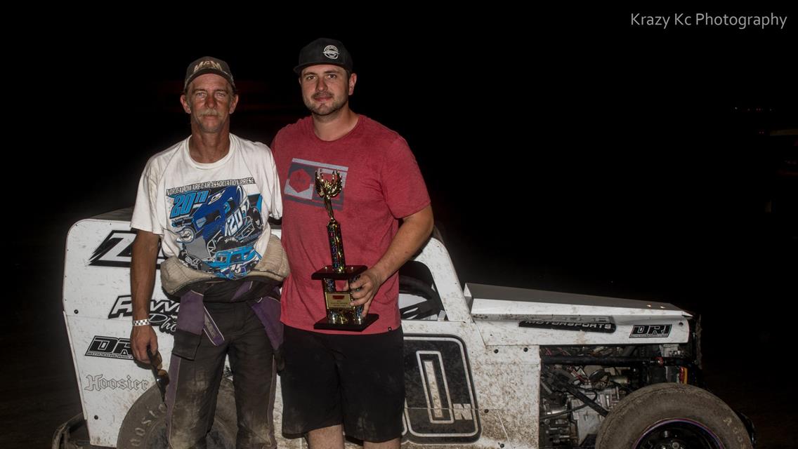 Shawn Jones Wins Dwarf Main at Marysville