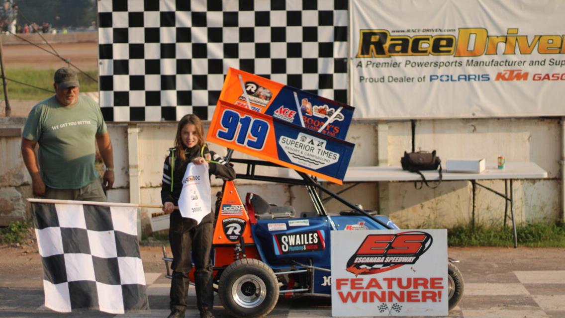 Amelia Hart earns return to victory lane