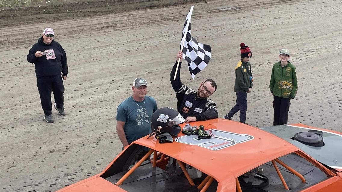 Doell Takes Fast Feature, M. McDonald and Alcock Claim Season Opener Wins