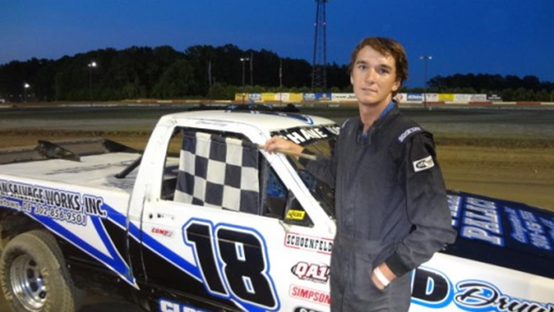 SHANE CLOGG ENDS &quot;PAC MAN&#39;S&quot; STREAK IN SUPER TRUCKS