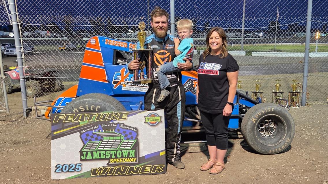 Western Renegade Non-Wing Sprint Cars Night - Results &amp; Recap