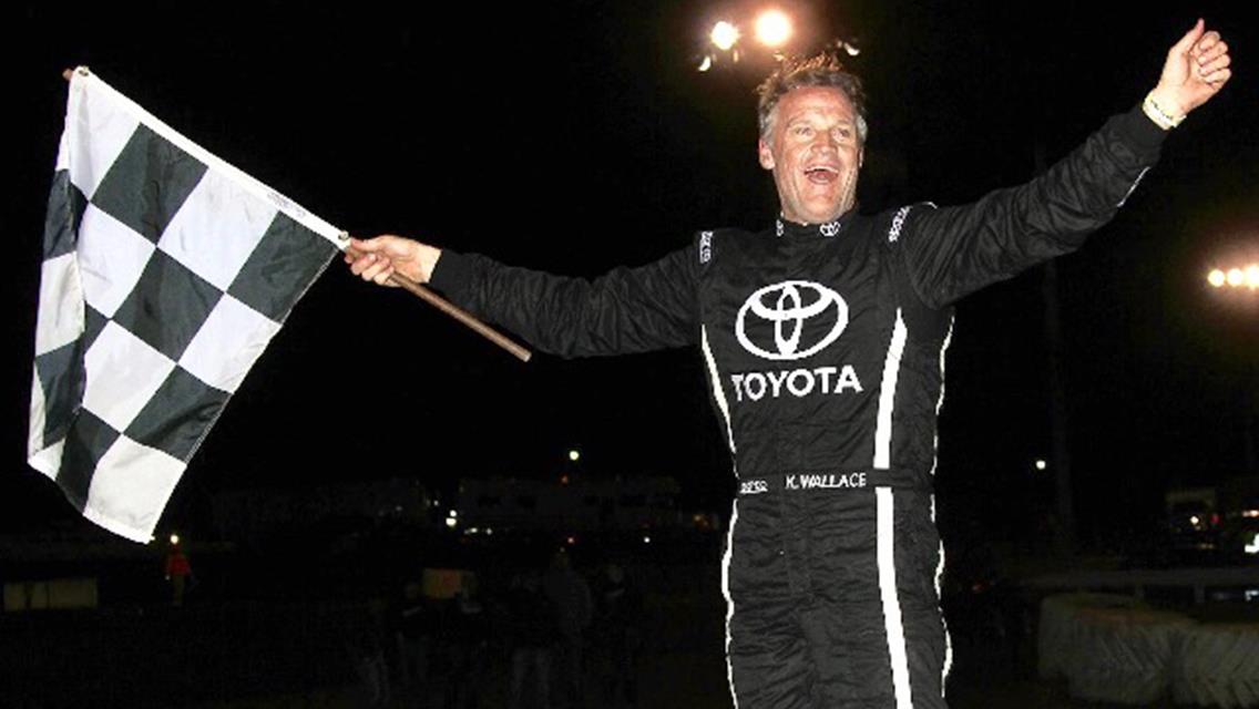 Former NASCAR Driver Kenny Wallace to Race at Dacotah Speedway