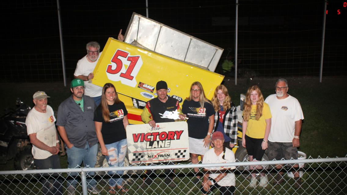 Mitchell Moore Triumphant in POWRi 305 vs. RaceSaver Sprint Battle at US-36 Raceway