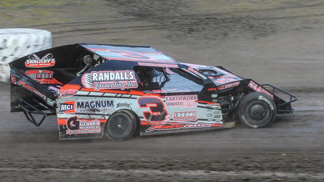 Skalicky collects second career modified win at Buffalo River Race Park