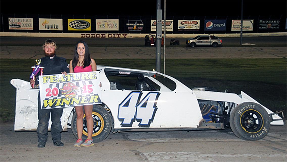 Dodge City Raceway Park Saturday Report &amp; Photos