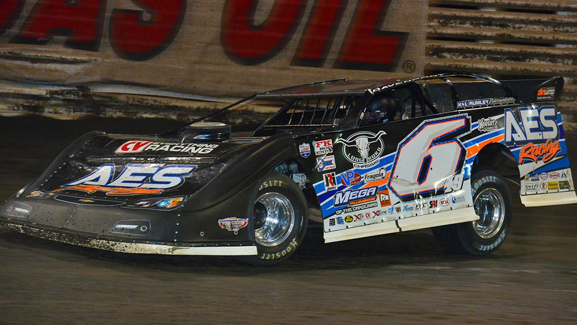 Davenport Dominates Opening Night of the Lucas Oil Late Model Knoxville Nationals