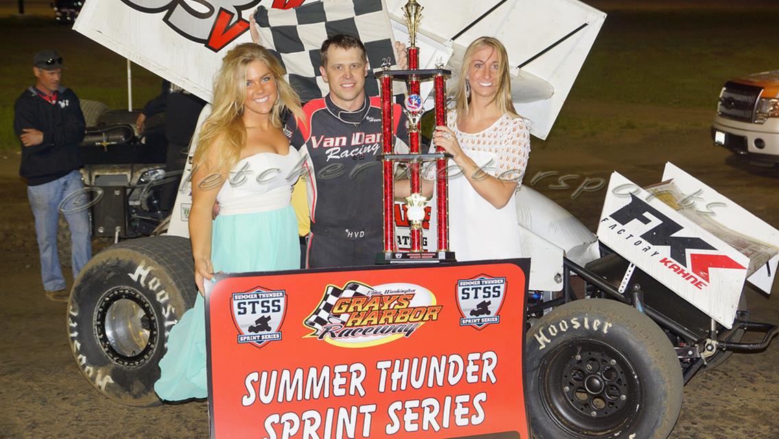 Van Dam Claims Summer Thunder Sprint Series Event at Grays Harbor Raceway