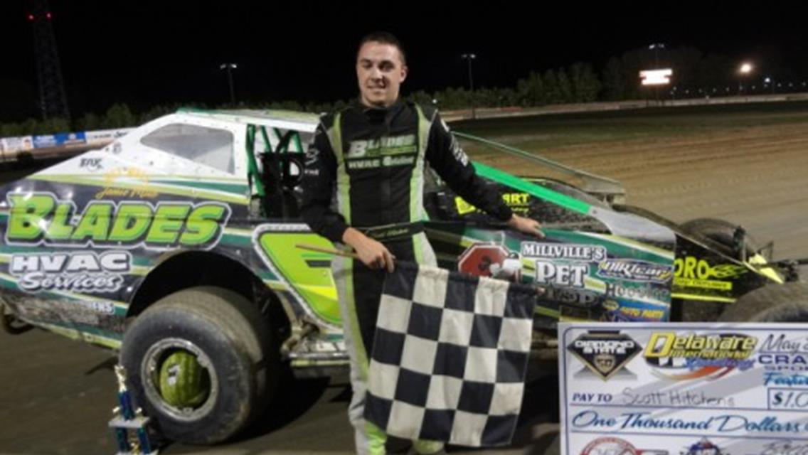 SCOTT HITCHENS INHERITS LEAD LATE RACE TO WIN $1000 CRATE SPORTSMAN FEATURE