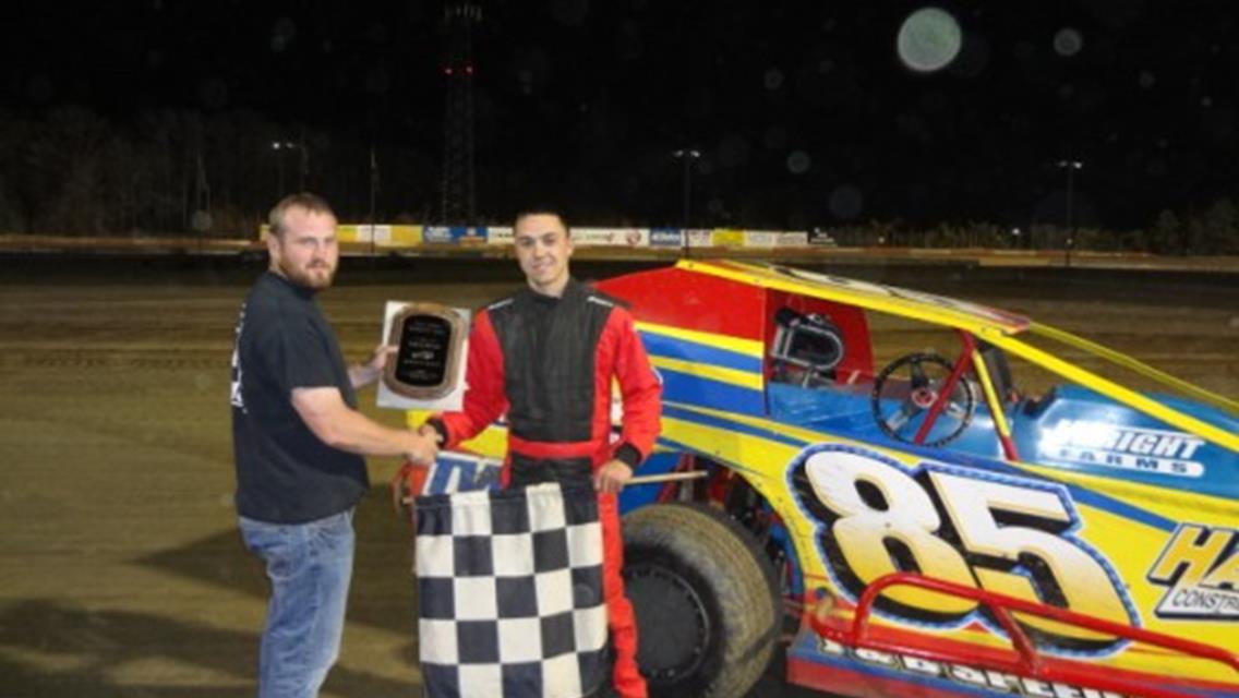 SCOTT HITCHENS SCORES FIRST WIN IN NEW AC DELCO RIDE