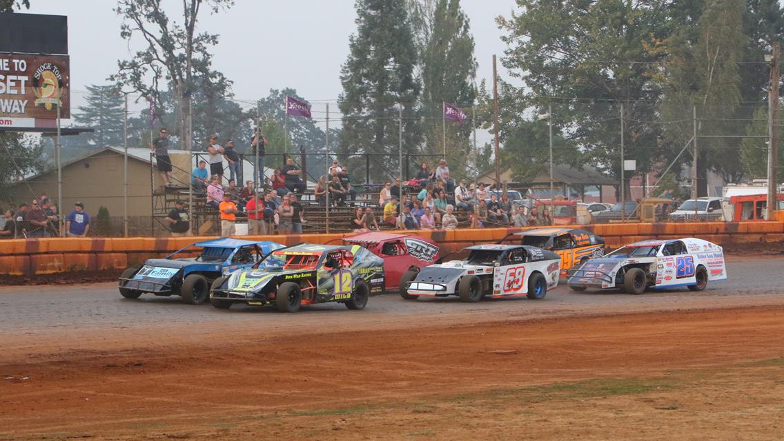 Budweiser to Sponsor IMCA Modifieds in 2016