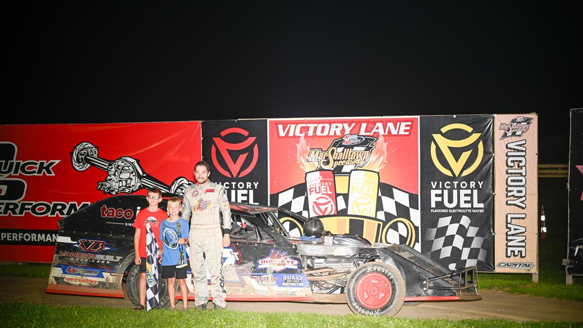 Gaylord wins a banger by .020 at the line over Devilbiss.