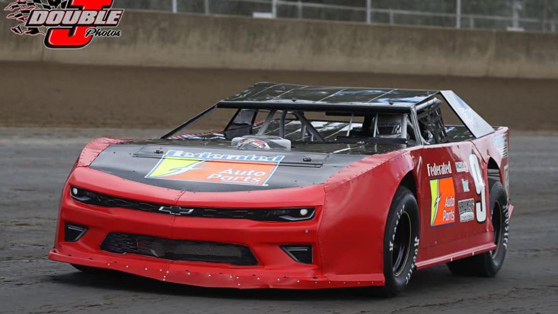 Ken in action in the Sportsman division at the Illinois State Fairgrounds (Springfield, Ill.) on August 18.